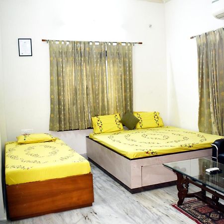 Ramaya Home Stay พาราณสี ภายนอก รูปภาพ